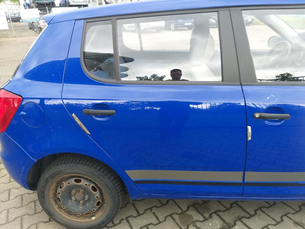Skoda Fabia 2 5J original Tür hinten rechts 4590 Dynamic Blau Fließheck Bj.2009